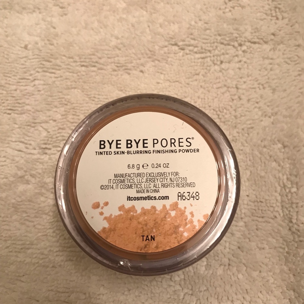 It Cosmetics Bye Bye Pores